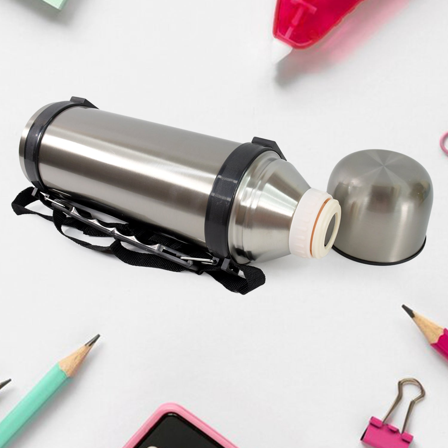 Stainless Steel Insulated Vacuum Bottle (1200ml Approx / Mix Color / 1 Pc) Stainless Steel Insulated Vacuum Bottle (1200ml Approx / Mix Color / 1 Pc)